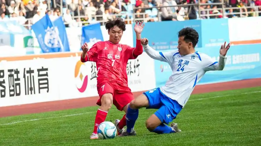欧冠对决：AC米兰 VS 巴塞罗那
